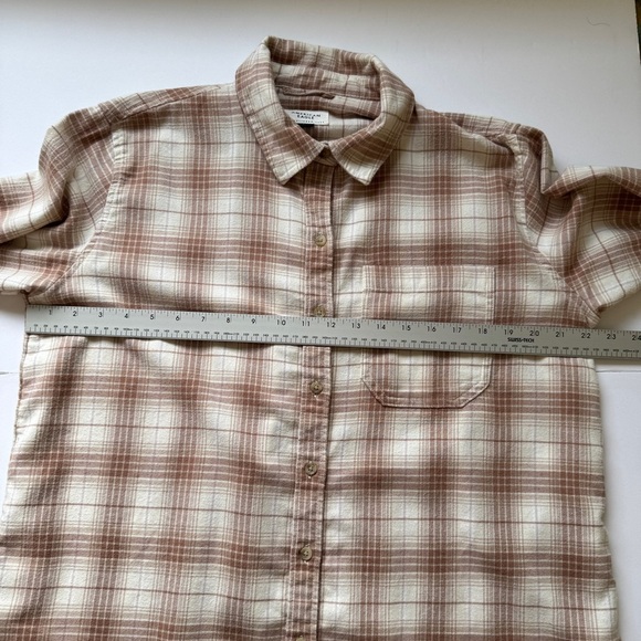 American Eagle Flannel Shirt Soft Tan White Plaid Button Down Collar Sz S - Picture 4 of 13